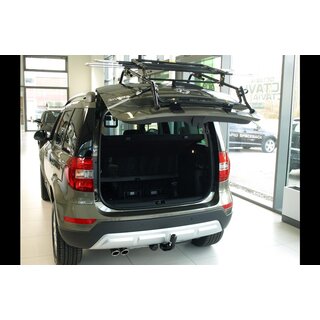Skoda Yeti 5L Facelift - Mittellader und Tieflader - Kofferraumklappe kann geffnet werden (ohne Rder)
