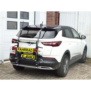 Paulchen Velotrger - Opel Grandland X ab 10/2017- (Artikel: 812310) - Trgersystem Tieflader - Schienensystem First Class - Schienen sind anklappbar (unbeladen)