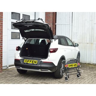 Paulchen Fahrradtrger - Opel Grandland X ab 10/2017- (Artikel: 812310) - Trgersystem Tieflader - Schienensystem First Class - Schienen sind abnehmbar Kofferraum kann geffnet werden (unbeladen)